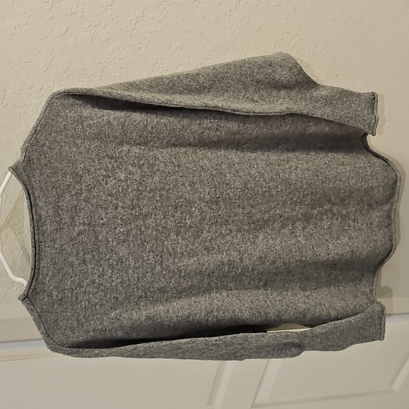 Quince - Picture 3 of 4